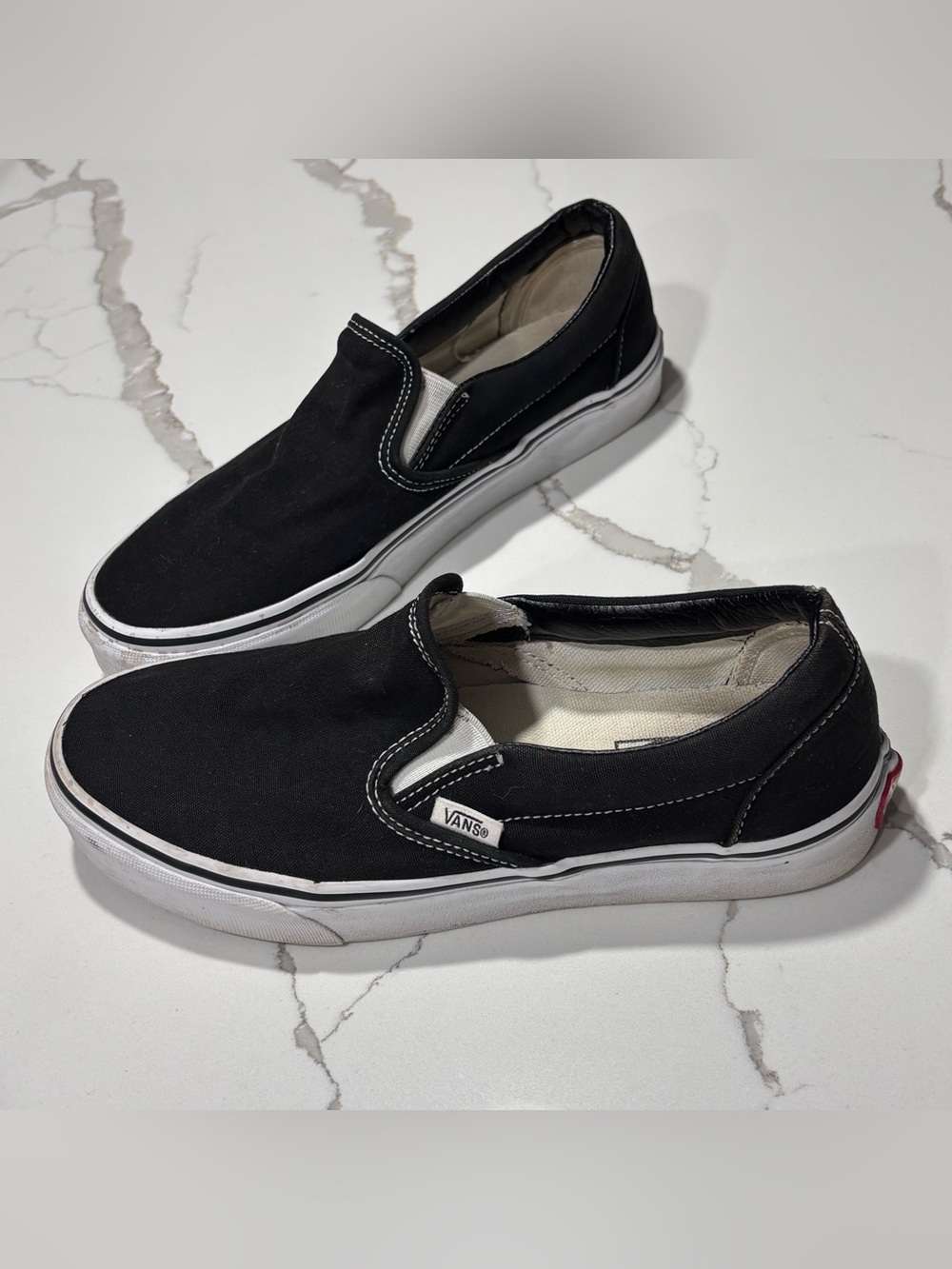 Vans Off the Wall Black White Slip-On Canvas Skater Shoes Sneakers Women’s 8.5